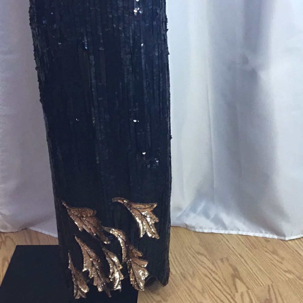 VINTAGE beaded & sequined gown in black & gold colors size medium - Picture 13 of 16